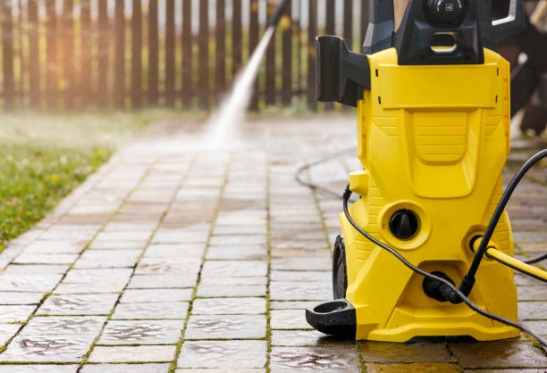 Best Driveway Pressure Washing  in Kent, OH